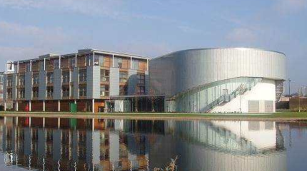 留學英國通信工程 搶占5G時代的技術制高點